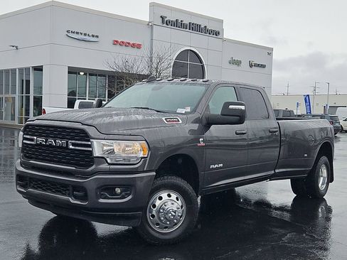 Used 2023 RAM 3500 Big Horn w/ Level 2 Equipment Group image 2