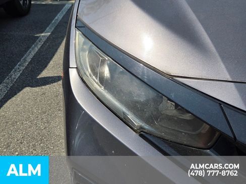 Used 2019 Honda Civic Sport image 22