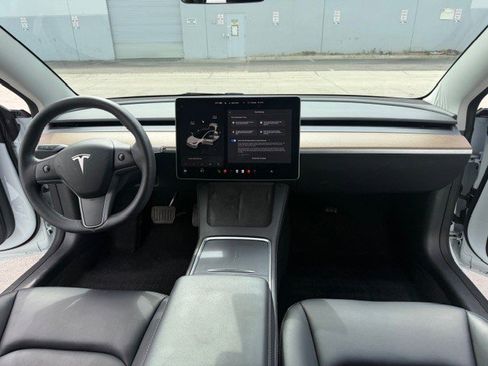 Used 2023 Tesla Model 3 Standard Range RWD image 13