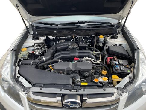 Used 2014 Subaru Outback 2.5i Limited image 7