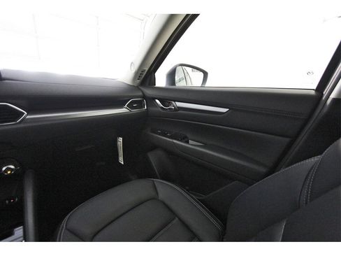 New 2025 MAZDA CX-5 AWD 2.5 S w/ Preferred Package image 10