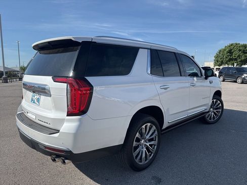 Used 2021 GMC Yukon Denali w/ LPO, Illumination Package AWD/4WD image 2