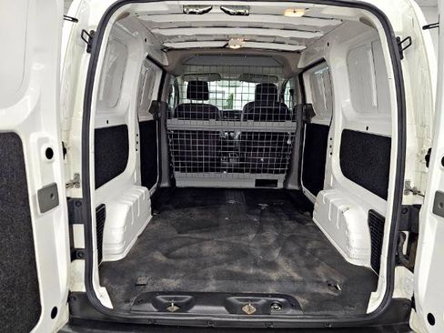 Used 2018 Chevrolet City Express LT image 36