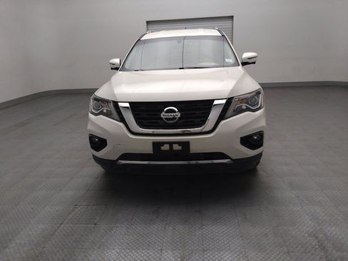 Used 2017 Nissan Pathfinder SL w/ Trailer Tow Package FWD image 15