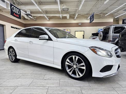 Used 2016 Mercedes-Benz E 350 Sedan image 5