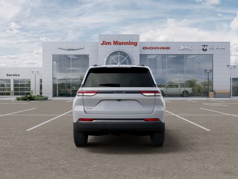 New 2026 Jeep Grand Cherokee Altitude AWD/4WD image 7
