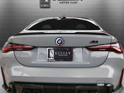 Used 2021 BMW M4 Competition w/ M Carbon Exterior Package image 23