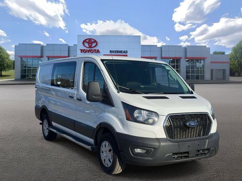 Used 2024 Ford Transit 250 Low Roof w/ Exterior Upgrade Package image 2