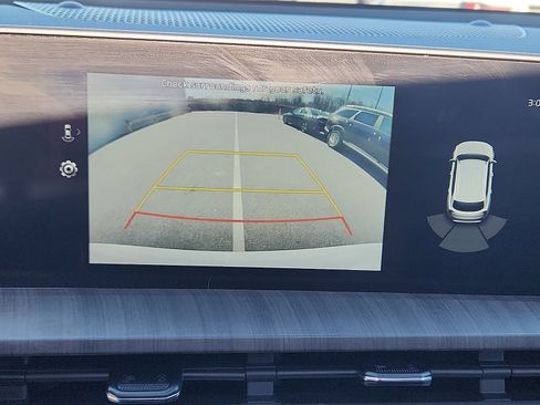 Used 2023 Kia Telluride EX w/ EX Captain's Chair Package AWD/4WD image 21