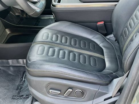 Used 2022 Rivian R1S Launch Edition Quad AWD/4WD image 19
