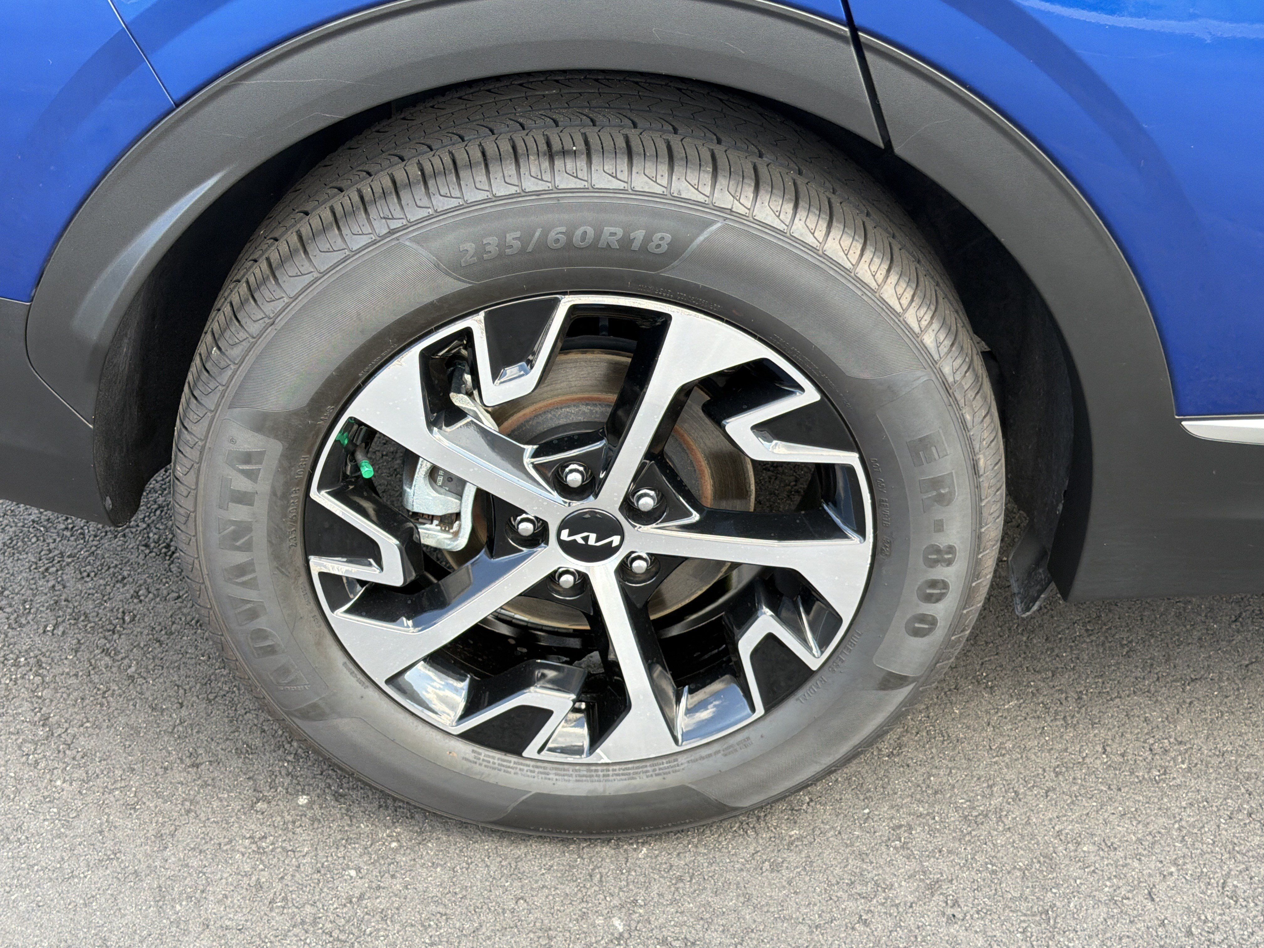 Certified 2023 Kia Sportage EX FWD image 17