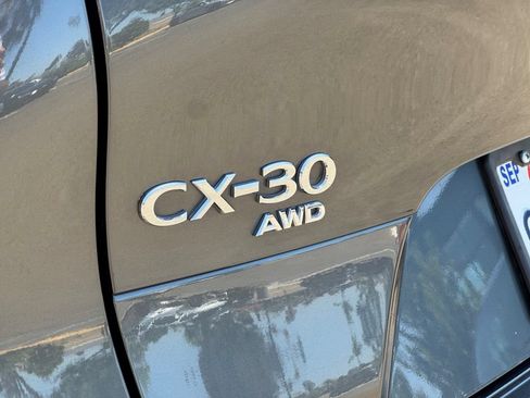 Used 2023 MAZDA CX-30 AWD 2.5 S w/ Select Package image 23