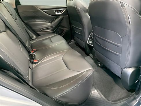Used 2021 Subaru Forester Limited image 36