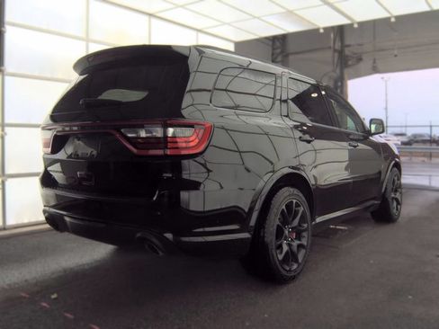 Used 2023 Dodge Durango R/T w/ Tow 'N Go Package AWD/4WD image 4