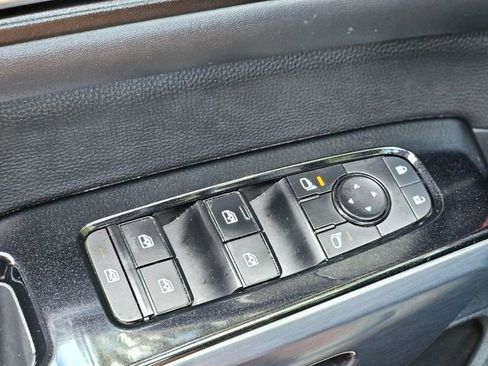 Certified 2022 Nissan Pathfinder SL w/ SL Premium Package image 19