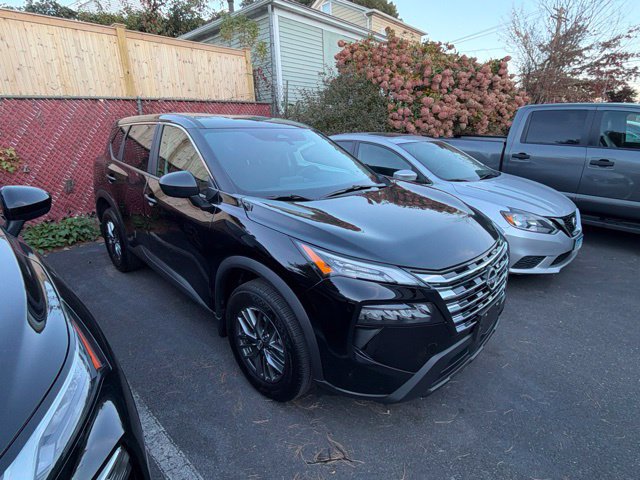 Certified 2026 Nissan Rogue S AWD/4WD image 2