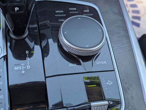 Used 2020 BMW X7 xDrive40i w/ Premium Package image 26