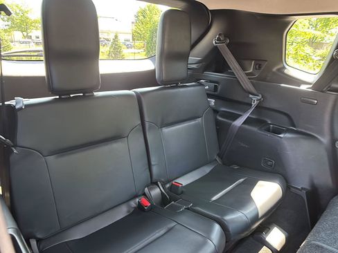 Used 2024 Mitsubishi Outlander SE AWD/4WD image 18