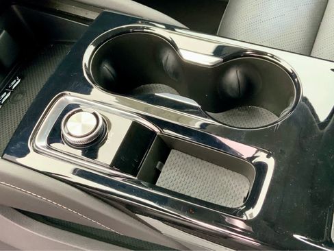 Used 2025 Buick Envision Sport Touring image 44