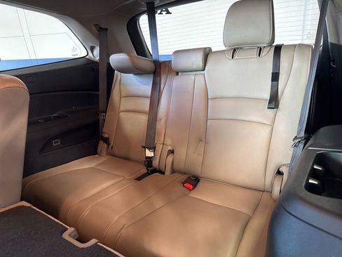 Used 2016 Honda Pilot Touring image 26