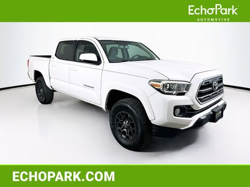 Used 2017 Toyota Tacoma SR5 w/ Tow Package image 1