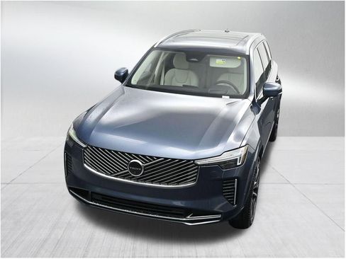 New 2026 Volvo XC90 T8 Ultra w/ Protection Package Premier AWD/4WD image 20