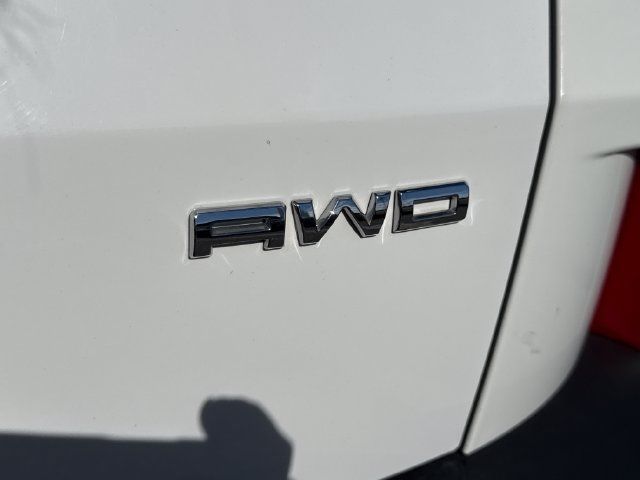 Used 2025 Ford Escape Active AWD/4WD image 17