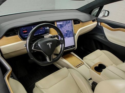 Used 2020 Tesla Model X AWD/4WD image 17