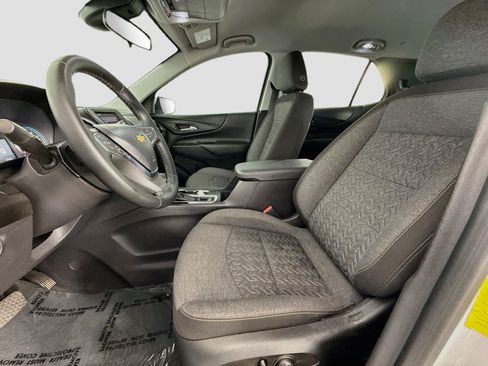 Used 2023 Chevrolet Equinox LT FWD image 22