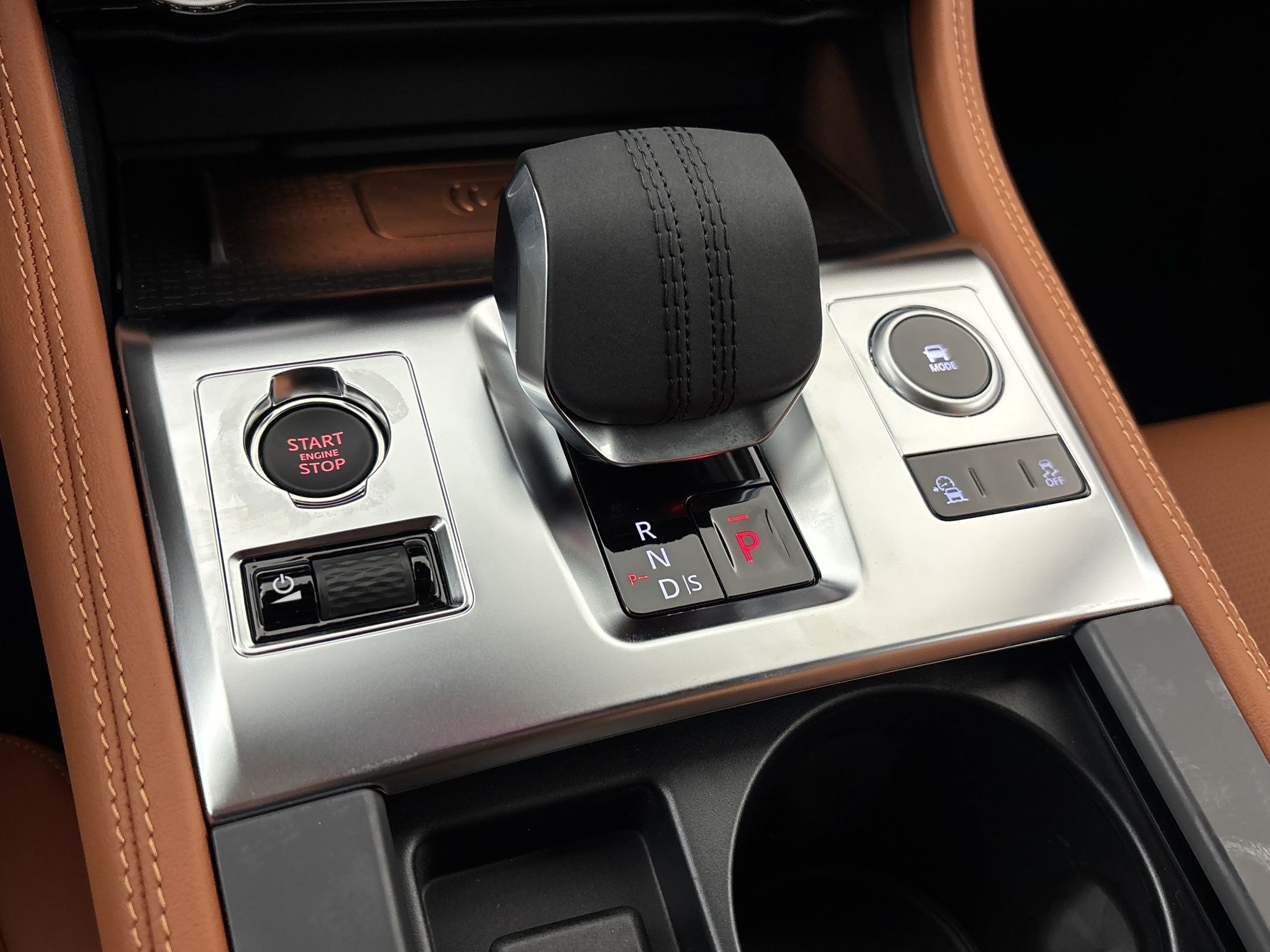 New 2026 Jaguar F-PACE R-Dynamic S AWD/4WD image 15
