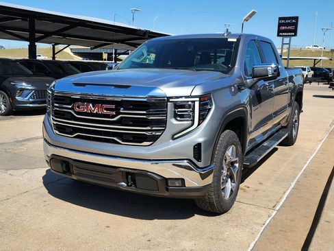 New 2026 GMC Sierra 1500 SLT w/ X31 Off-Road Package AWD/4WD image 8