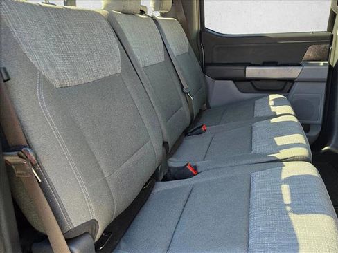 Certified 2022 Ford F150 XLT w/ Equipment Group 302A High image 19