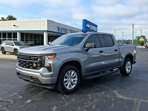 Used 2024 Chevrolet Silverado 1500 Custom AWD/4WD image 3