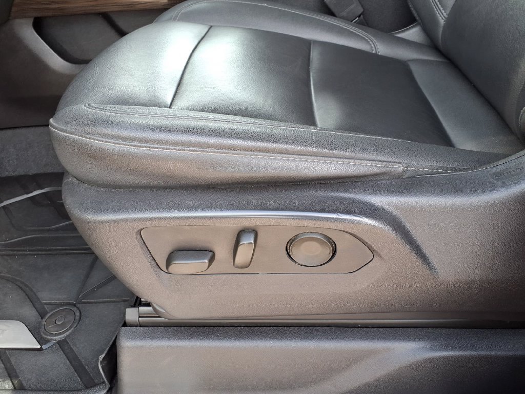 Used 2024 Chevrolet Silverado 1500 RST w/ Convenience Package II AWD/4WD image 24