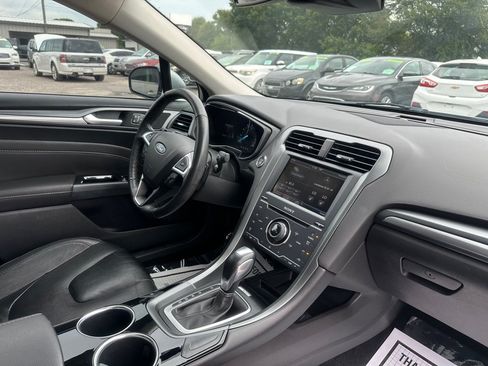 Used 2013 Ford Fusion Titanium w/ Titanium Driver Assist Pkg FWD image 8
