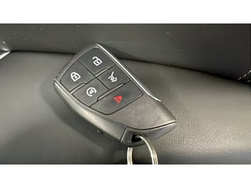 Used 2023 Buick Envision Avenir AWD/4WD image 19