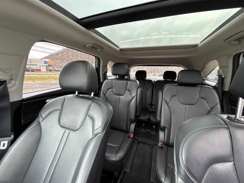 Used 2023 Kia Sorento SX image 29