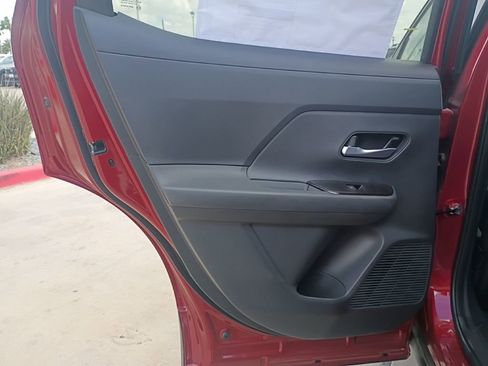 New 2026 Nissan Kicks SV image 19