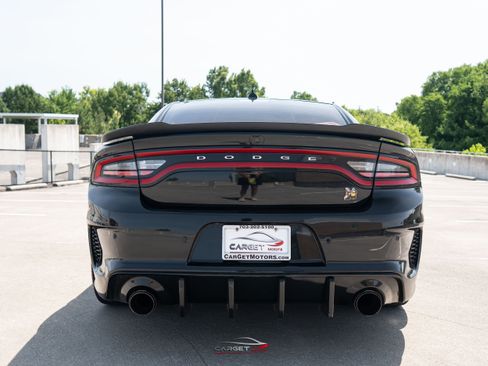 Used 2020 Dodge Charger Scat Pack RWD image 6