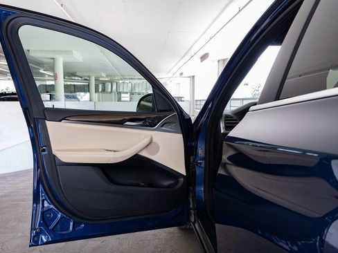 Used 2023 BMW X3 sDrive30i w/ Premium Package image 13