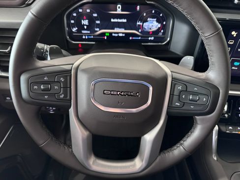 Certified 2025 GMC Sierra 1500 Denali w/ Denali Reserve Package AWD/4WD image 16