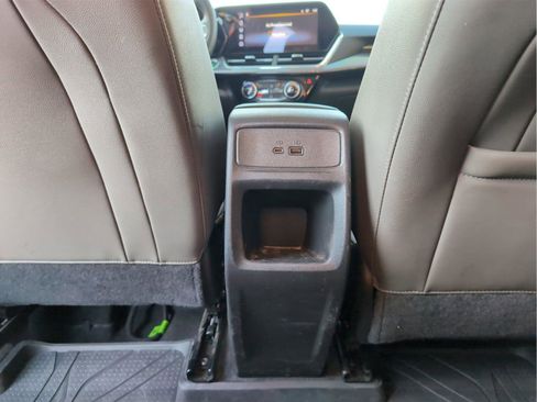 Used 2024 Chevrolet Trax ACTIV w/ Sunroof Package image 33