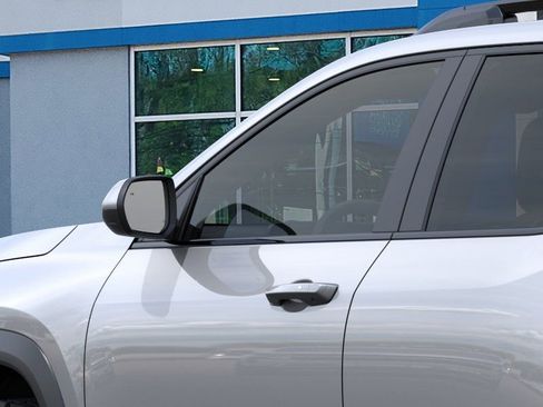New 2026 Chevrolet Equinox ACTIV w/ LPO, Floor Liner Package AWD/4WD image 12