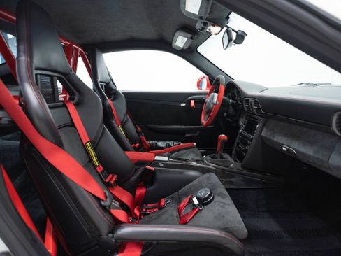 Used 2011 Porsche 911 GT3 RS RWD image 43