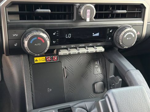New 2026 Toyota 4Runner TRD Off-Road Premium AWD/4WD image 30