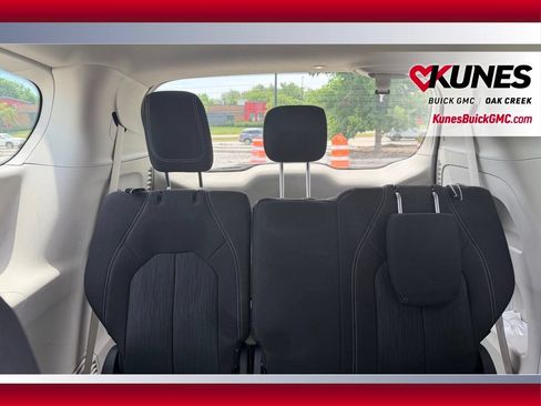 Used 2021 Ford EcoSport SE w/ Interior Protection Package FWD image 9