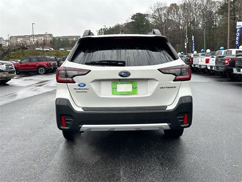 Used 2022 Subaru Outback Limited image 6