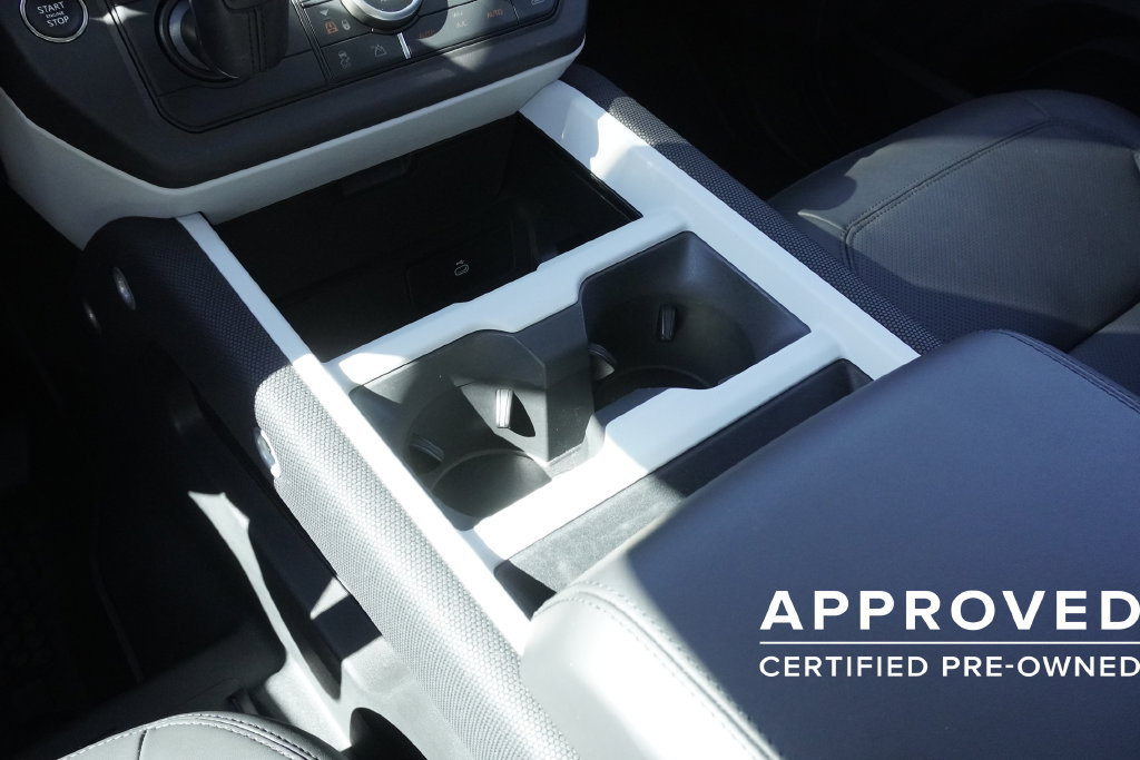 Used 2026 Land Rover Defender 110 S AWD/4WD image 14