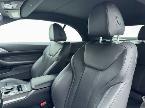Used 2024 BMW 430i Convertible image 49
