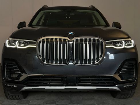 Used 2021 BMW X7 xDrive40i w/ Premium Package AWD/4WD image 26